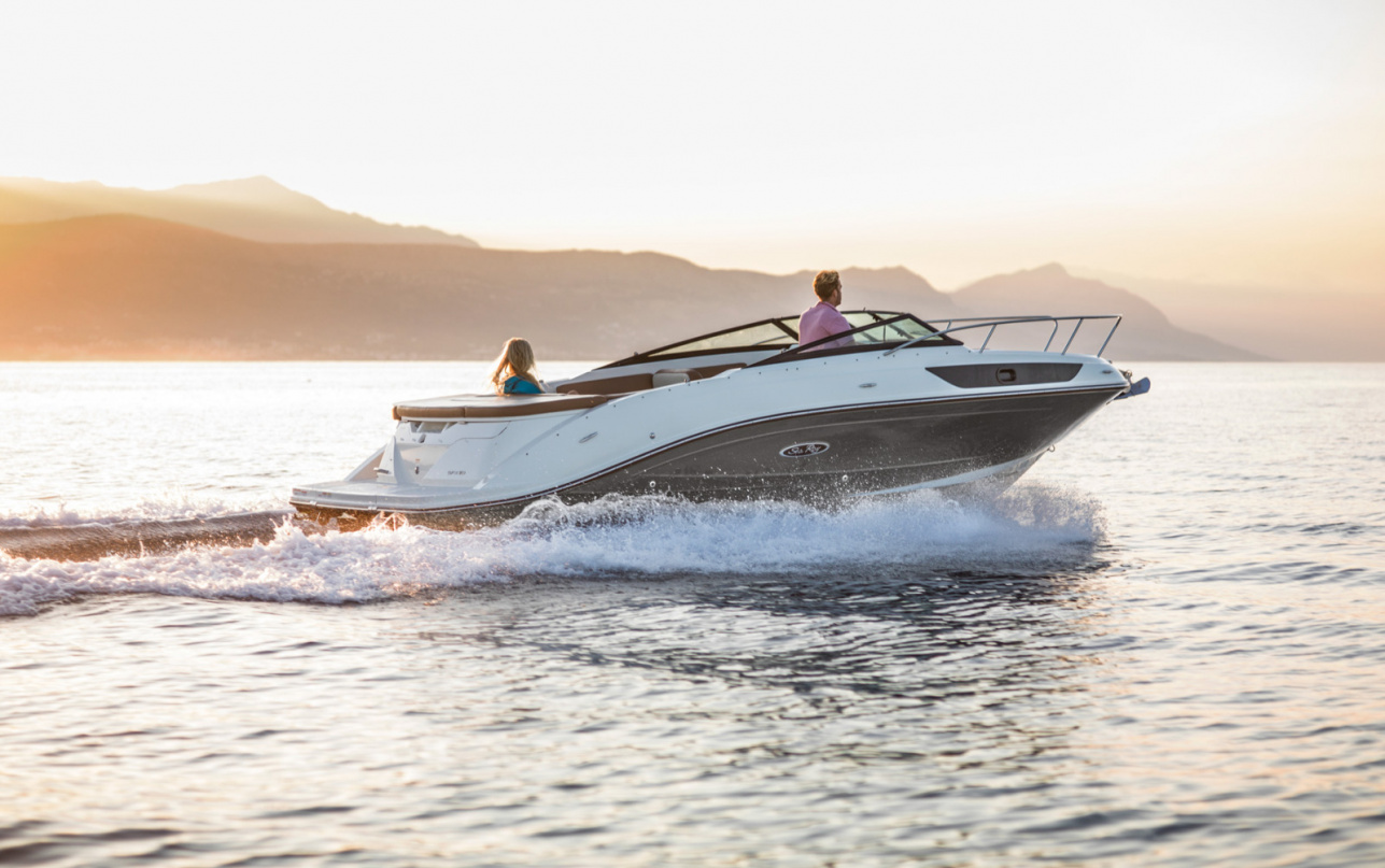 Катер Sea Ray  230 SunSport фото 1.1