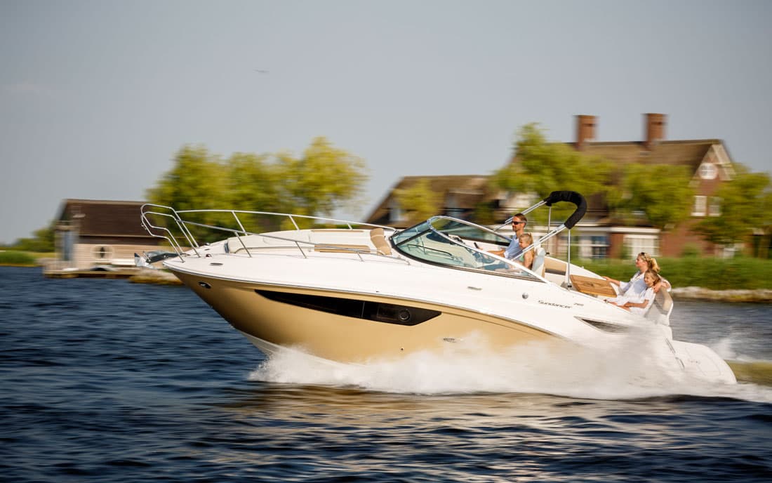 Катер Sea Ray  Sundancer 265 фото 1.4