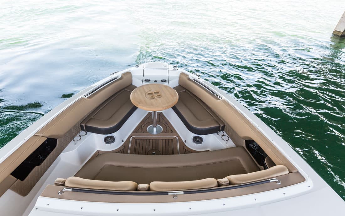 Катер Sea Ray  SLX 400 OB фото 2.4