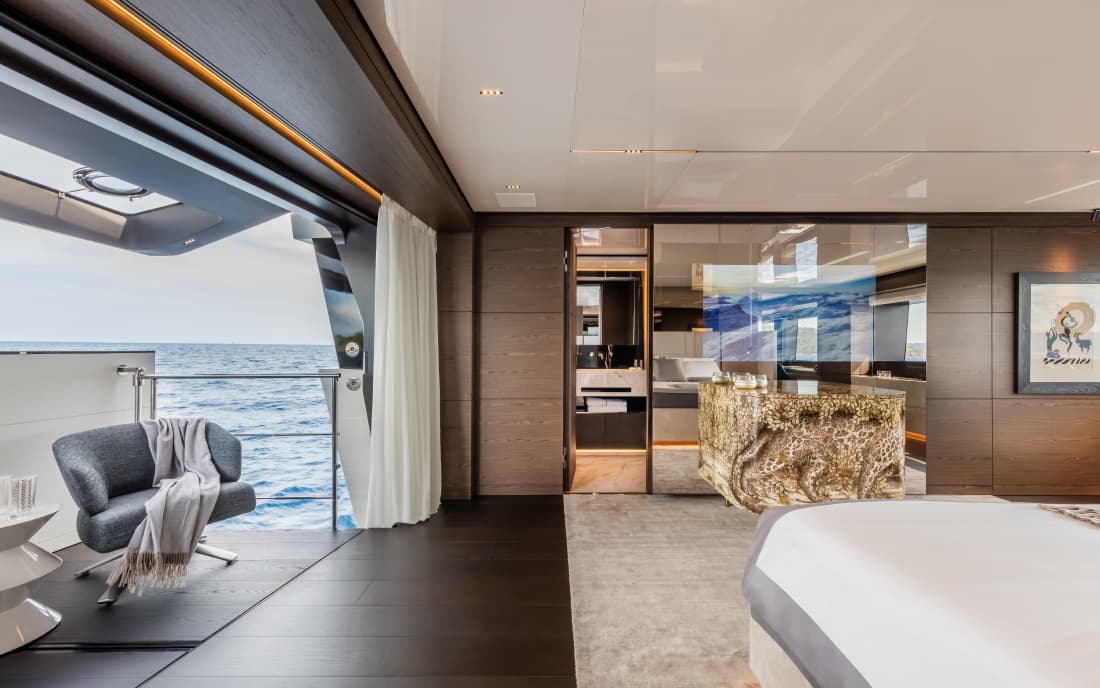 Яхта Custom Line Navetta 42 фото 2.34
