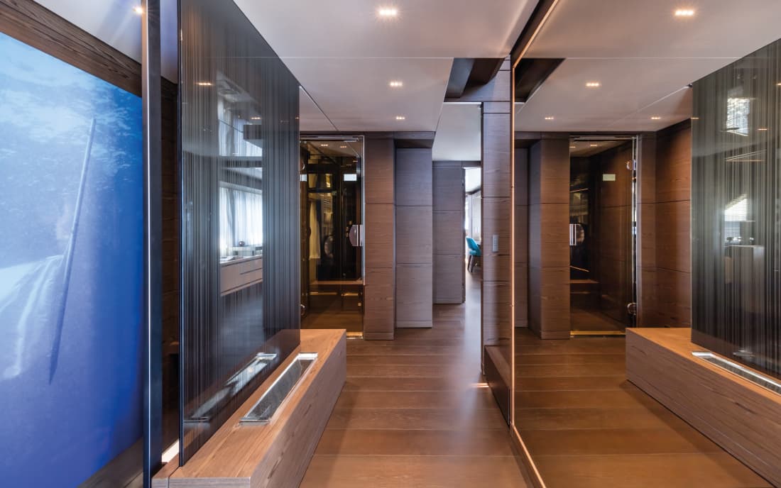 Яхта Custom Line Navetta 42 фото 2.3