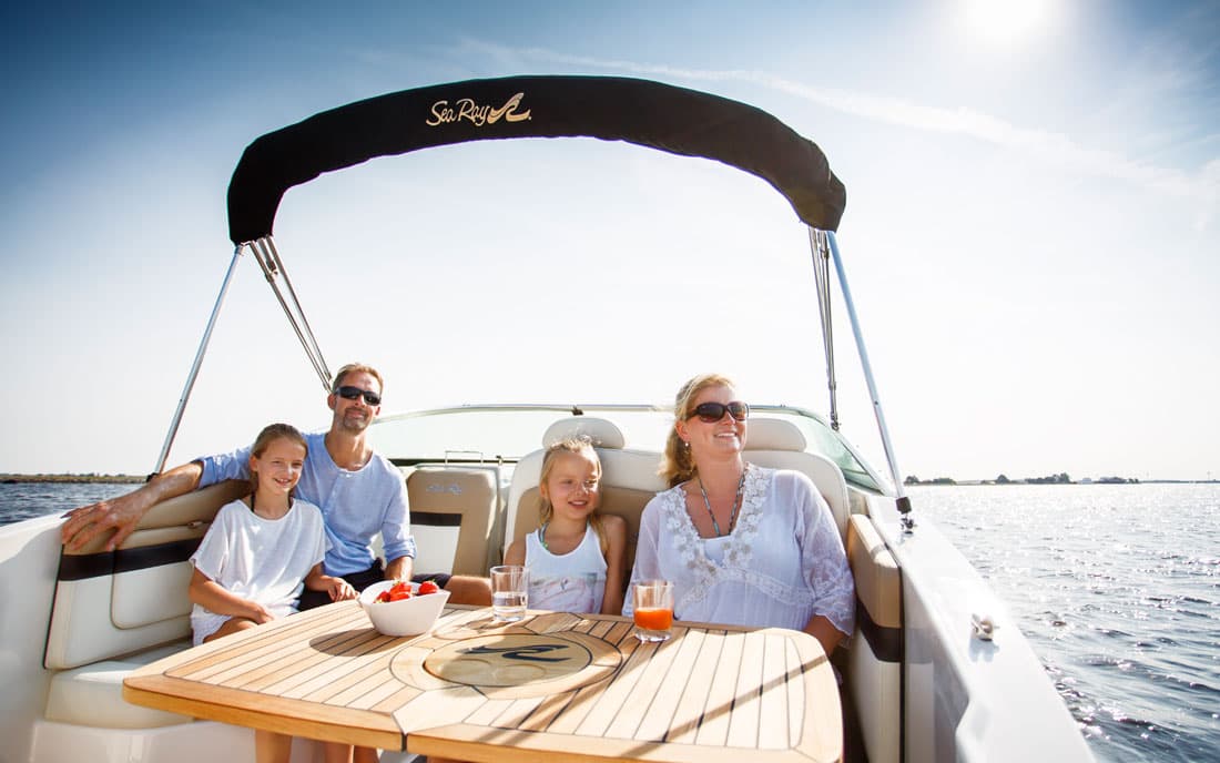 Катер Sea Ray  Sundancer 265 фото 1.14