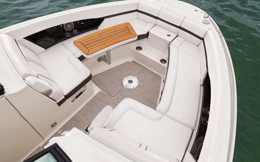 Катер Sea Ray SLX 350 фото 2.11