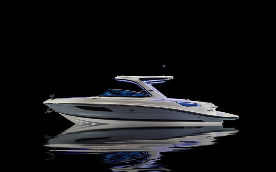 Катер Sea Ray SLX 350 фото 1.3