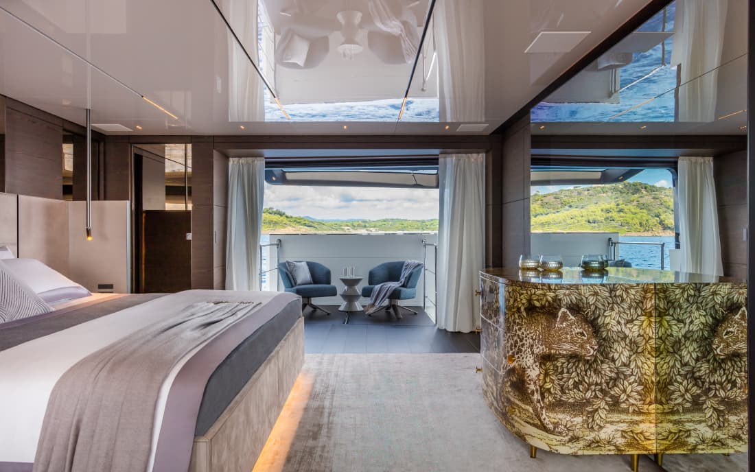 Яхта Custom Line Navetta 42 фото 2.36