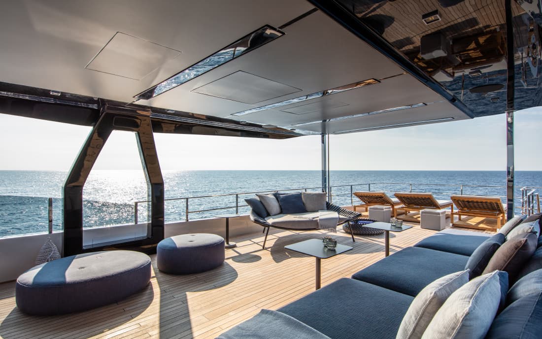 Яхта Custom Line Navetta 42 фото 2.29