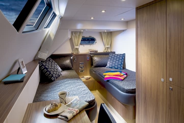 Яхта Sunseeker Manhattan 73 фото 1.4