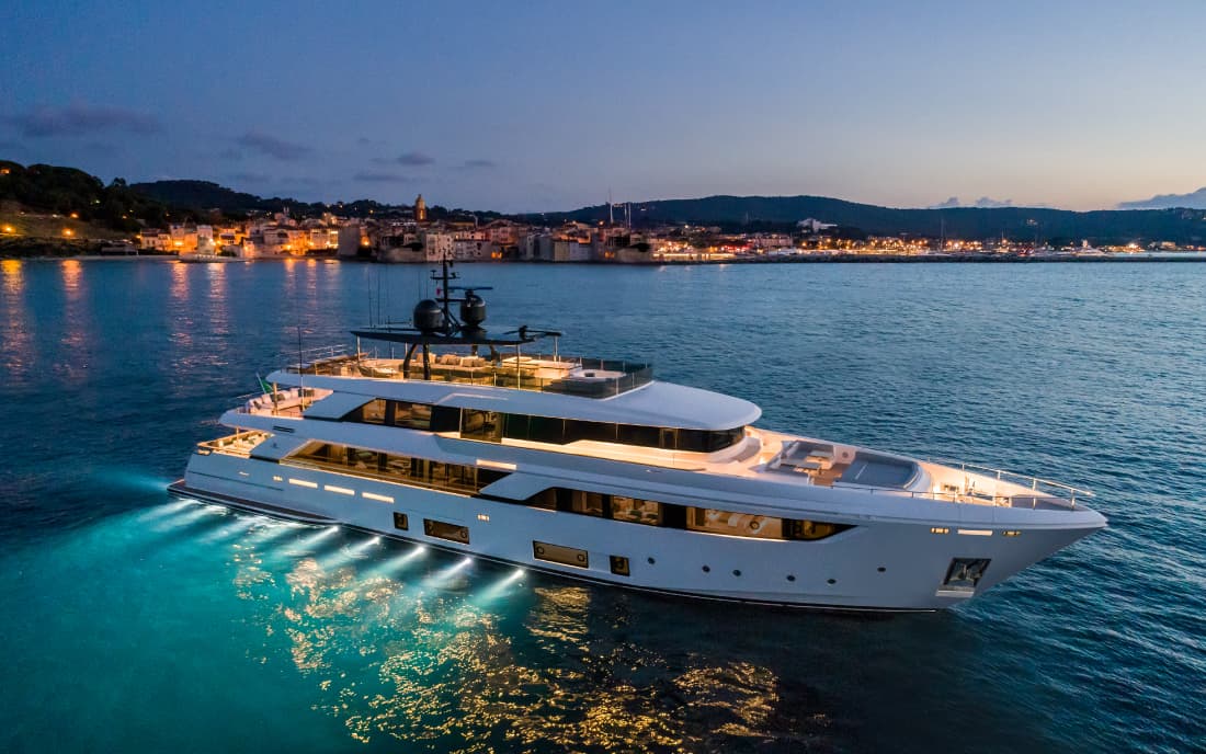 Яхта Custom Line Navetta 42 фото 1.7