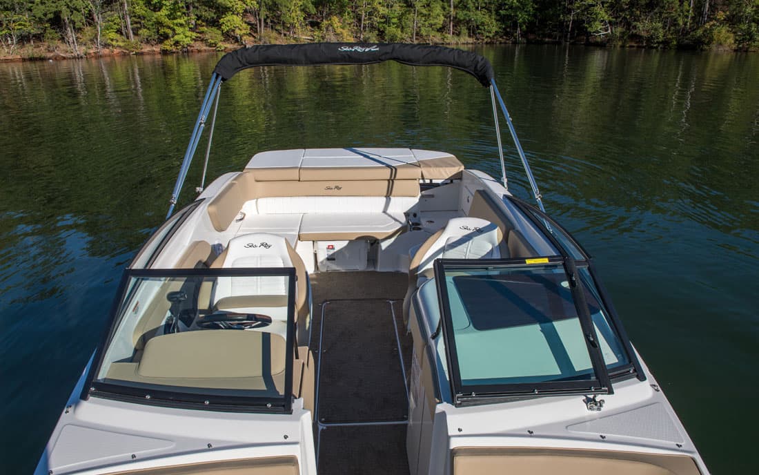 Катер Sea Ray  230 SPX фото 2.2
