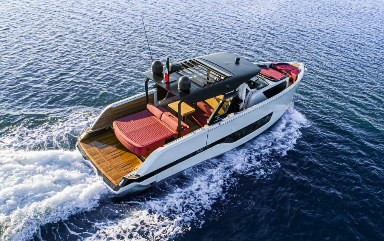 Cranchi A46 LUXURY TENDER фото 1.1