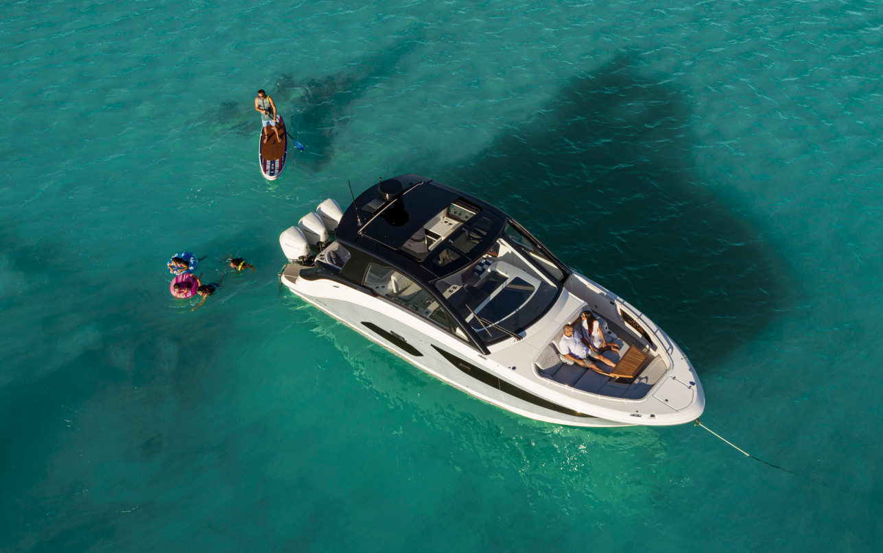 Катер Sea Ray SUNDANCER 370 OB фото 1.2