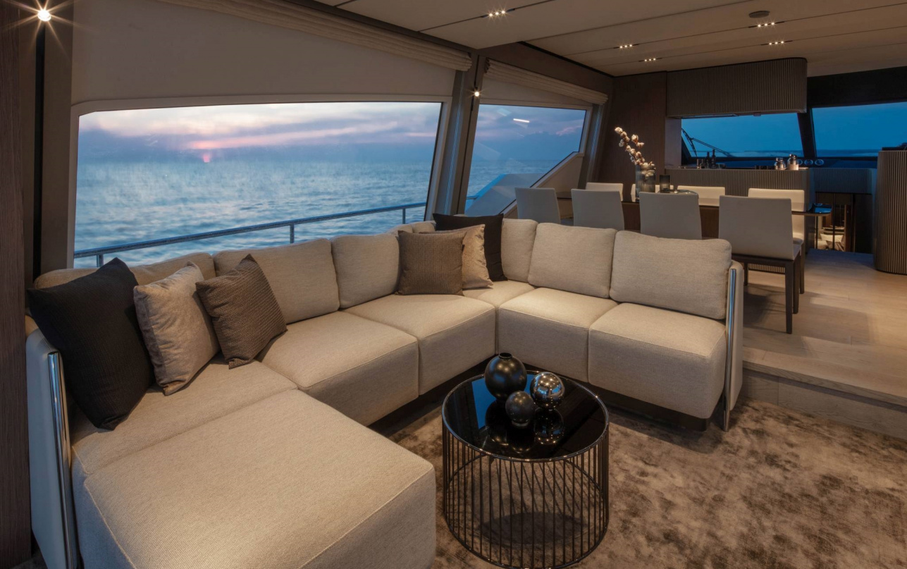 Яхта Ferretti Yachts 720 фото 2.6