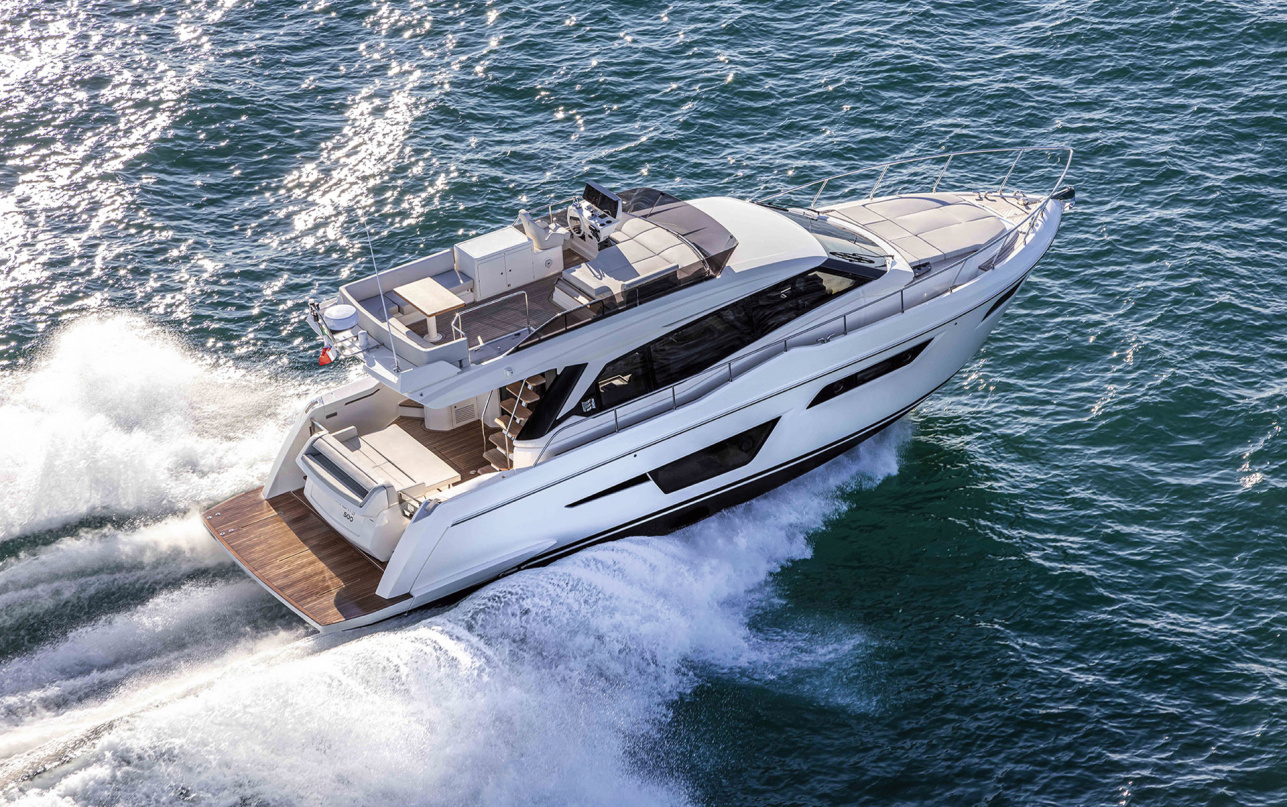 Яхта Ferretti Yachts 500 фото 1.15