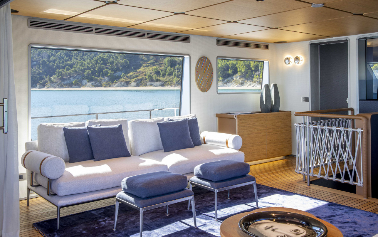 Яхта Custom Line Navetta 30 фото 2.40