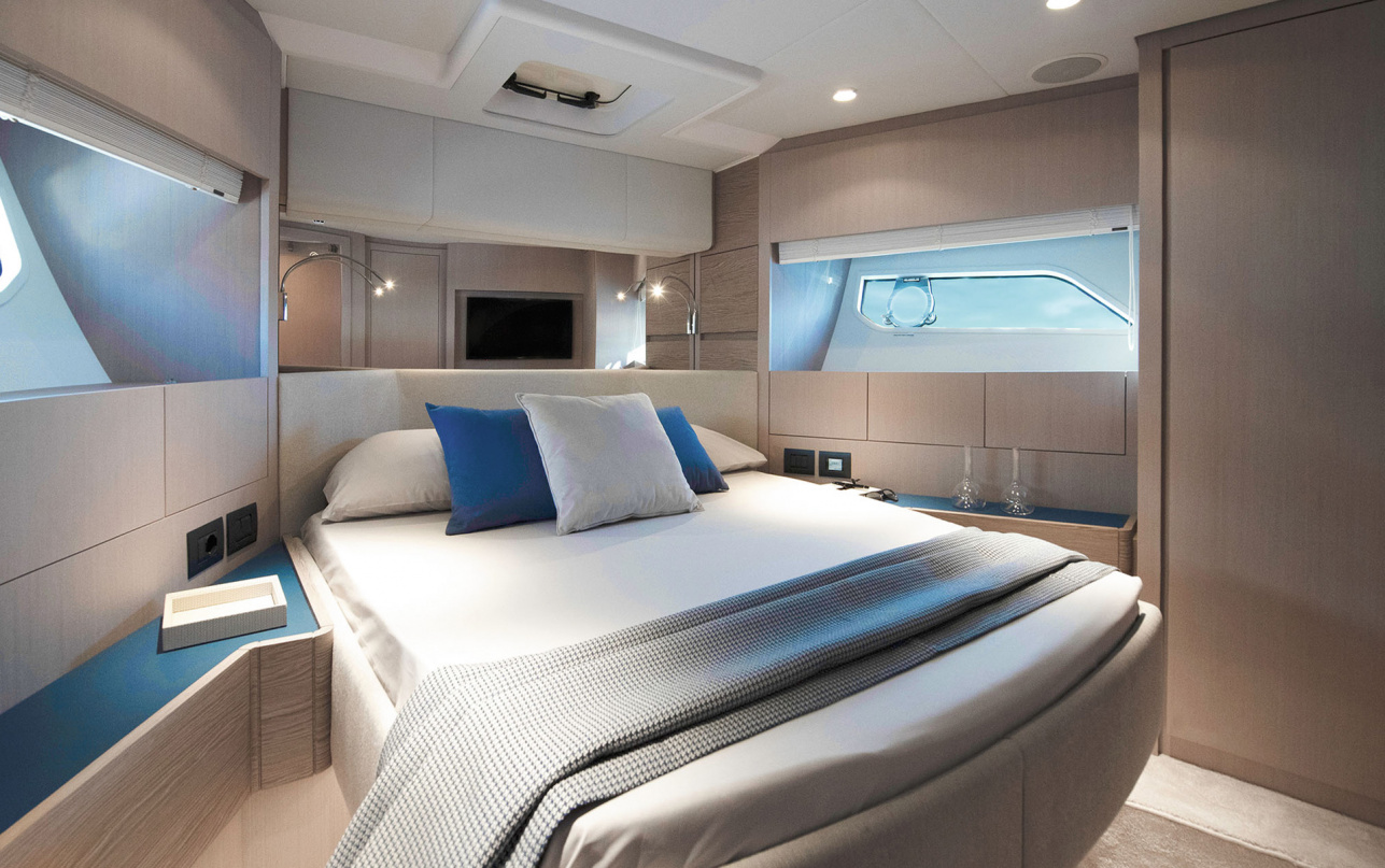 Яхта Ferretti Yachts 500 фото 2.11
