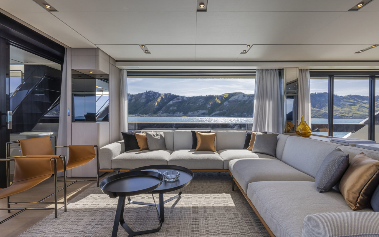 Яхта Ferretti Yachts 1000 фото 2.2