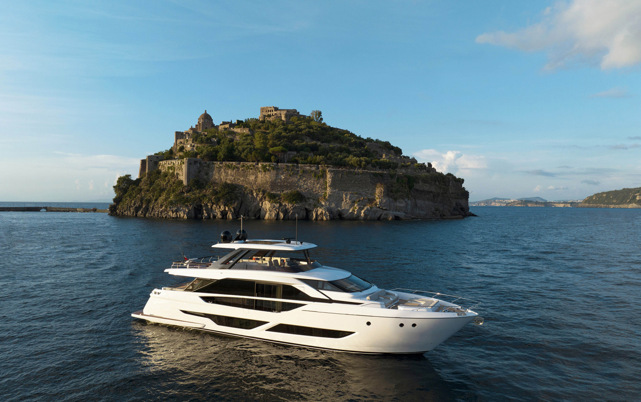 Яхта Ferretti Yachts 860 фото 1.5