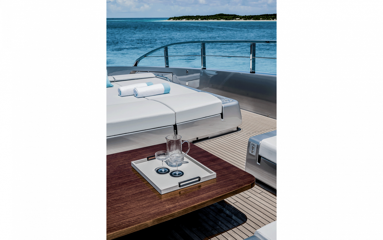 Яхта Riva 130 Bellisima фото 1.11