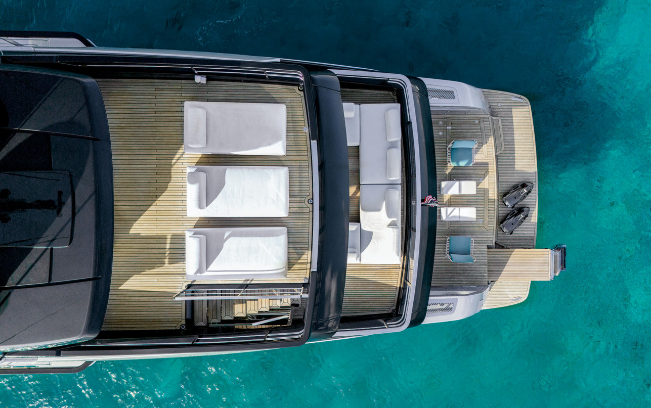 Яхта Riva 130 Bellisima фото 1.21