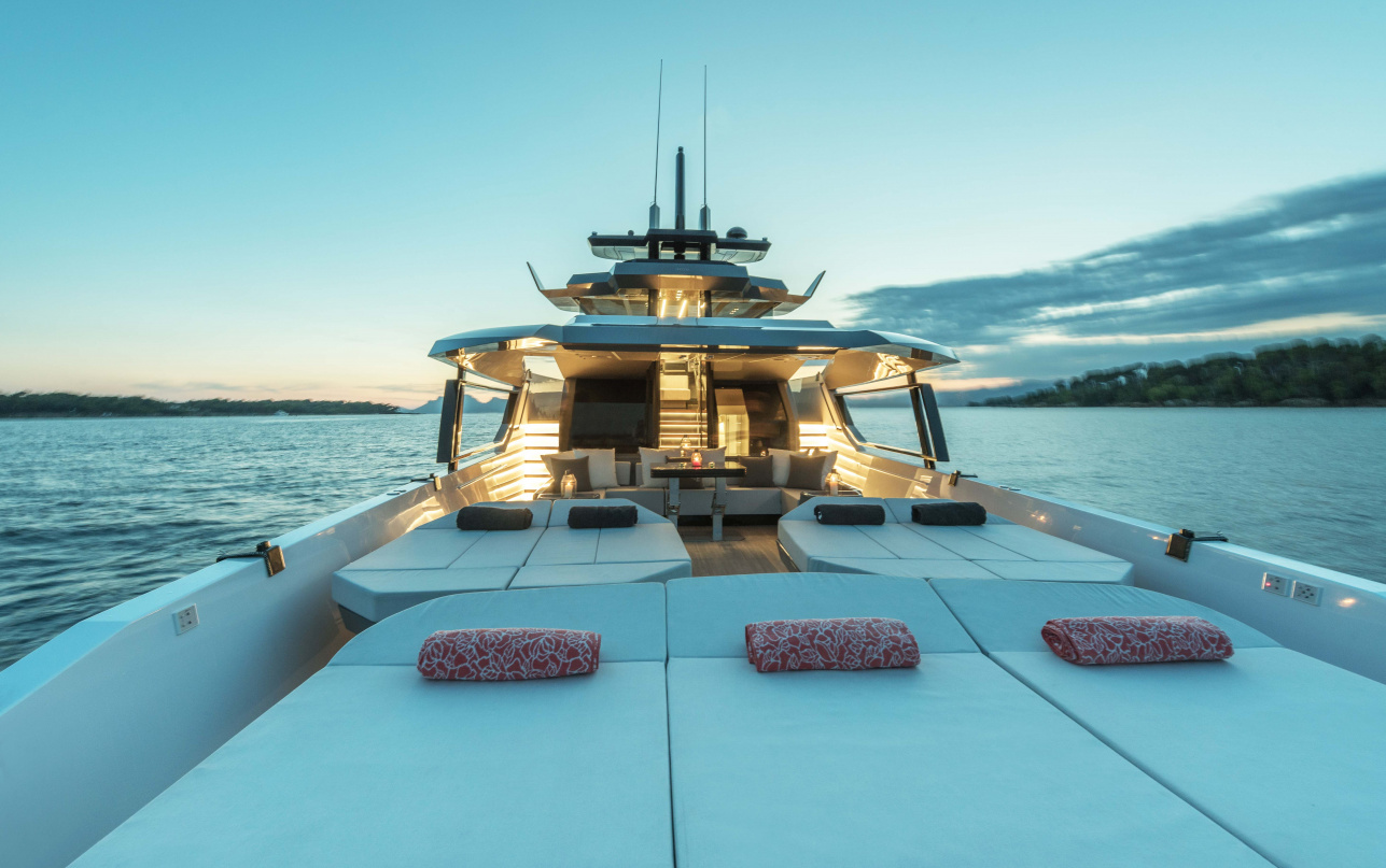 Яхта Arcadia Yachts Sherpa 60 фото 1.9