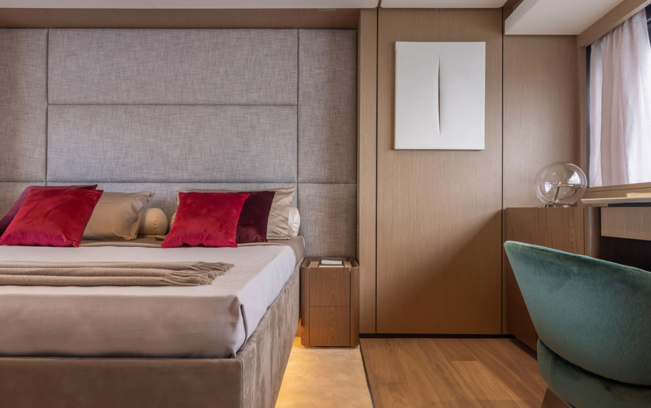 Яхта Ferretti Yachts 1000 фото 2.26