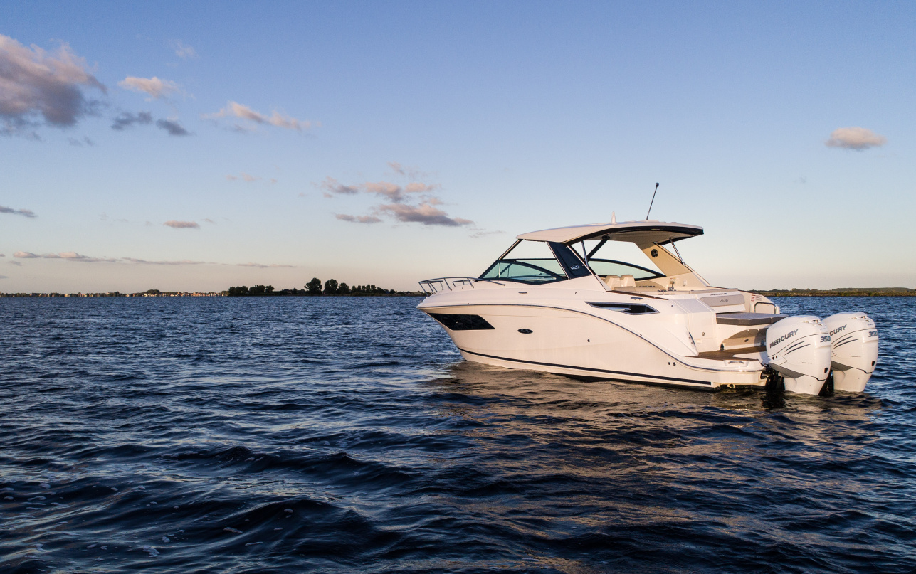 Катер Sea Ray  Sundancer 320 Outbord фото 1.2