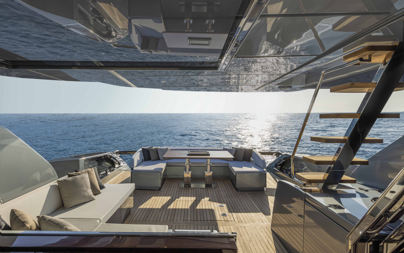 Яхта Riva 76' Perseo Super фото 1.4