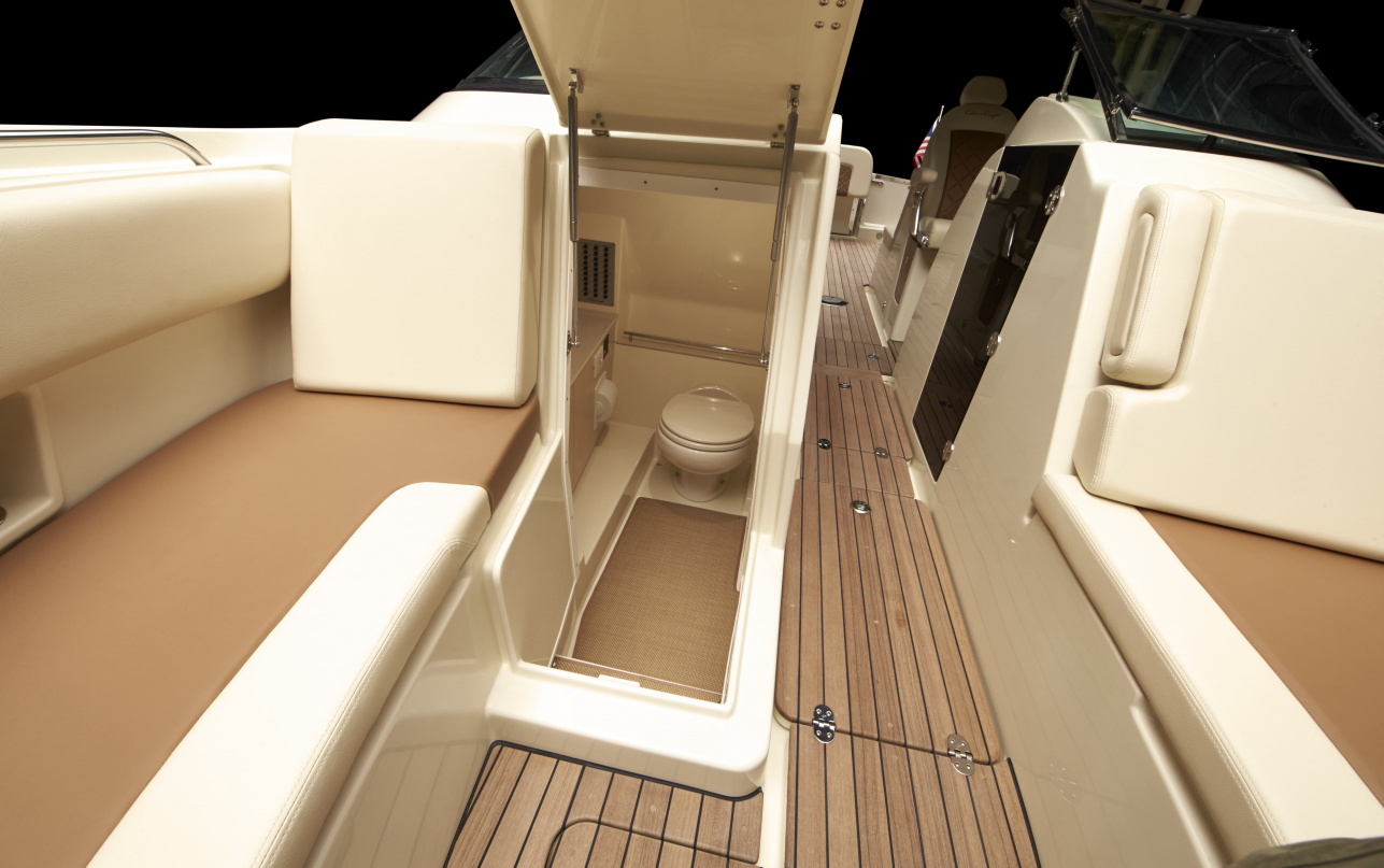 Катер Chris-Craft Calypso 28 фото 2.13