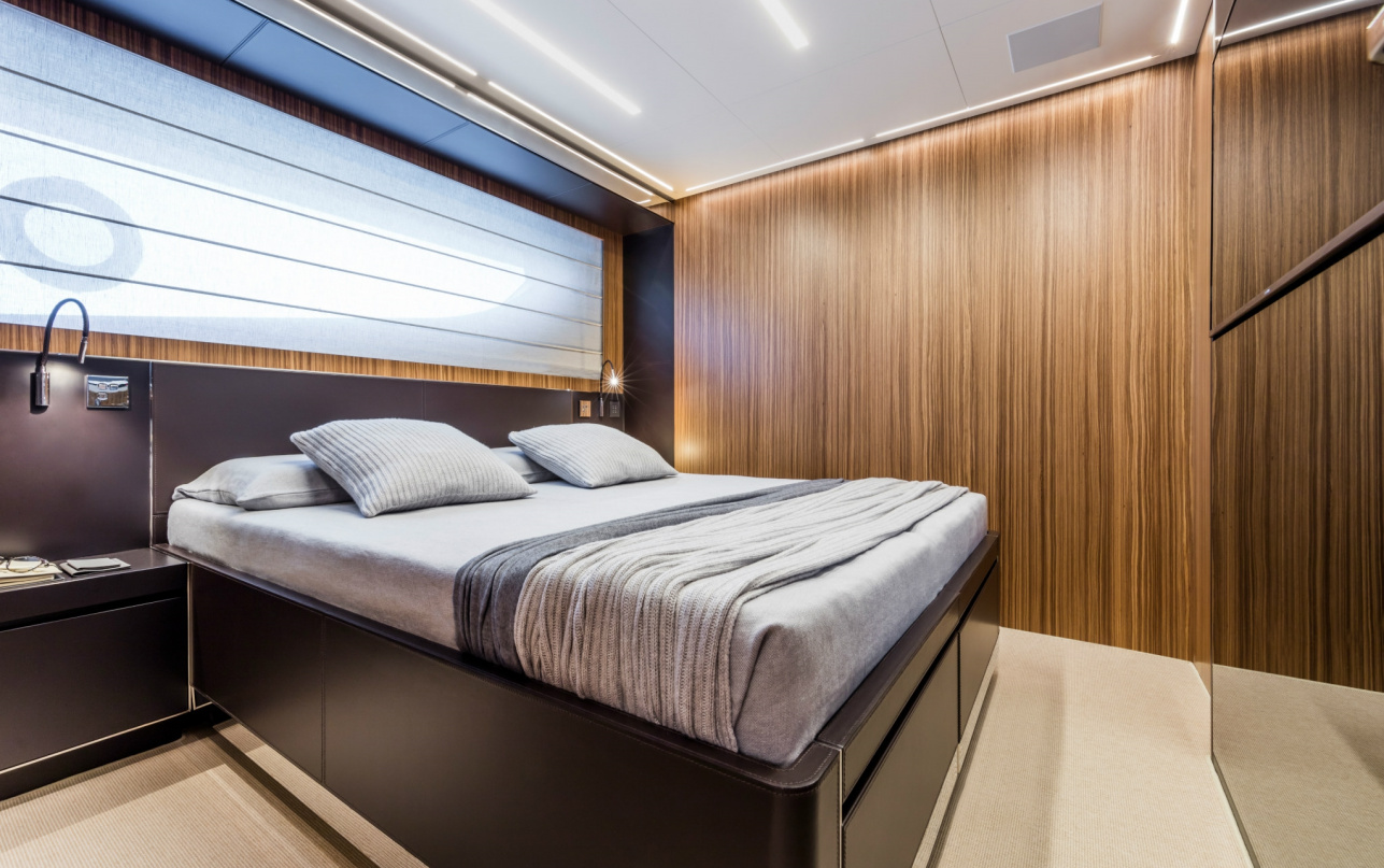 Яхта Riva 102' Corsaro Super фото 2.17