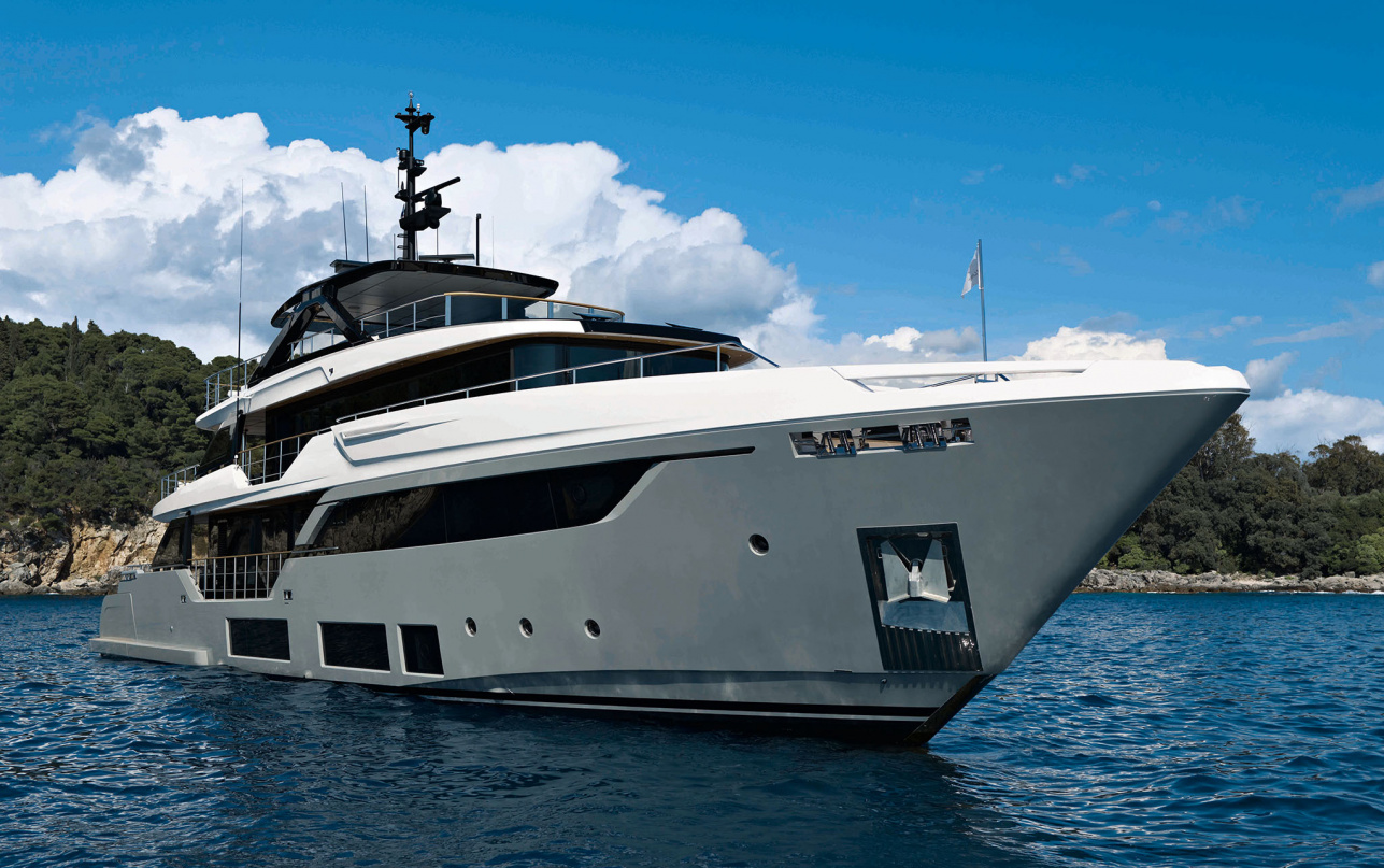 Яхта Custom Line Navetta 38 фото 1.5
