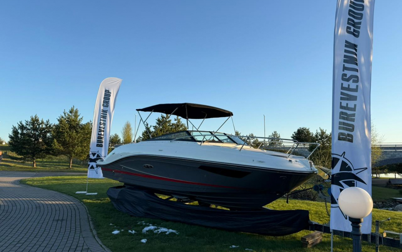 Катер Sea Ray  230 SunSport фото 1.2