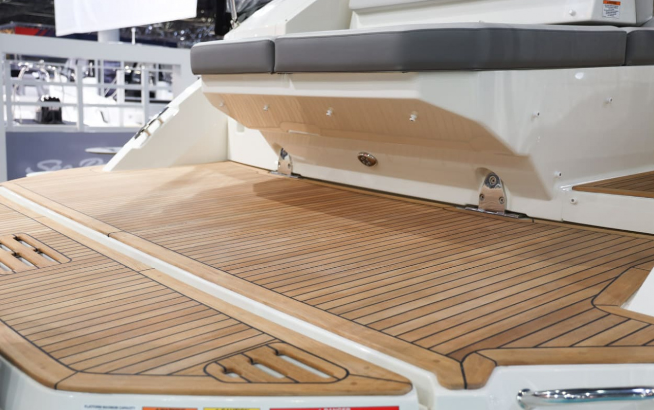 Катер Sea Ray Sundancer 320 Coupe/973 фото 1.7