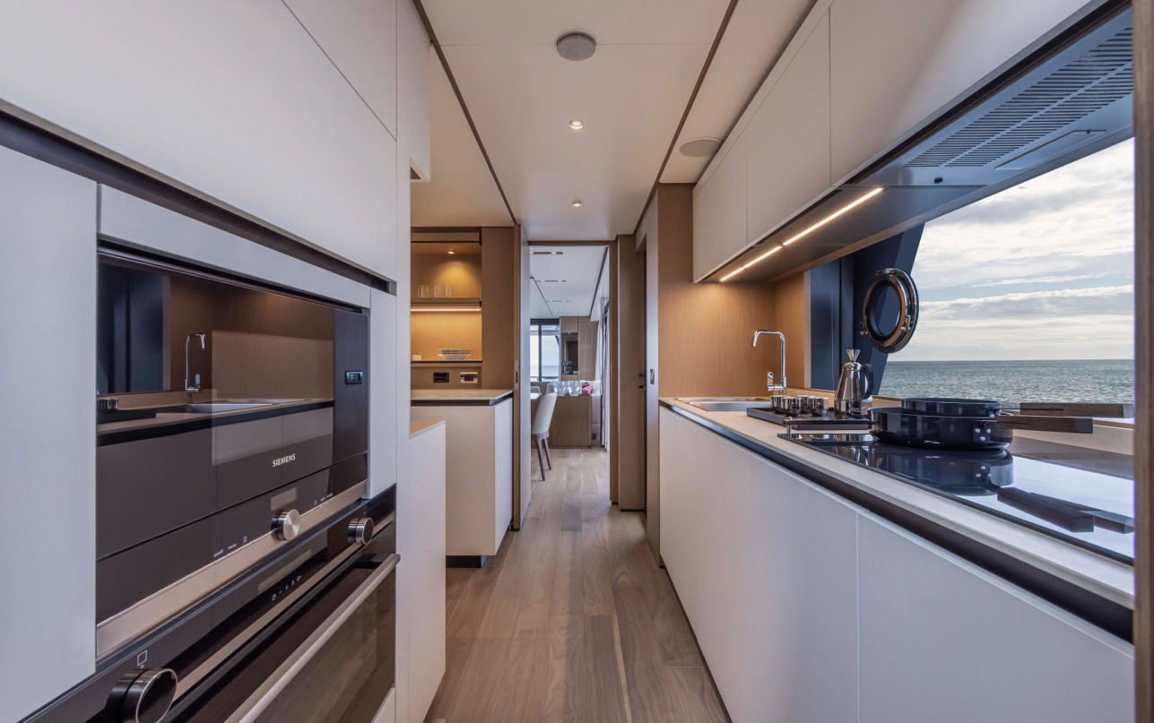 Яхта Ferretti Yachts 1000 фото 2.52