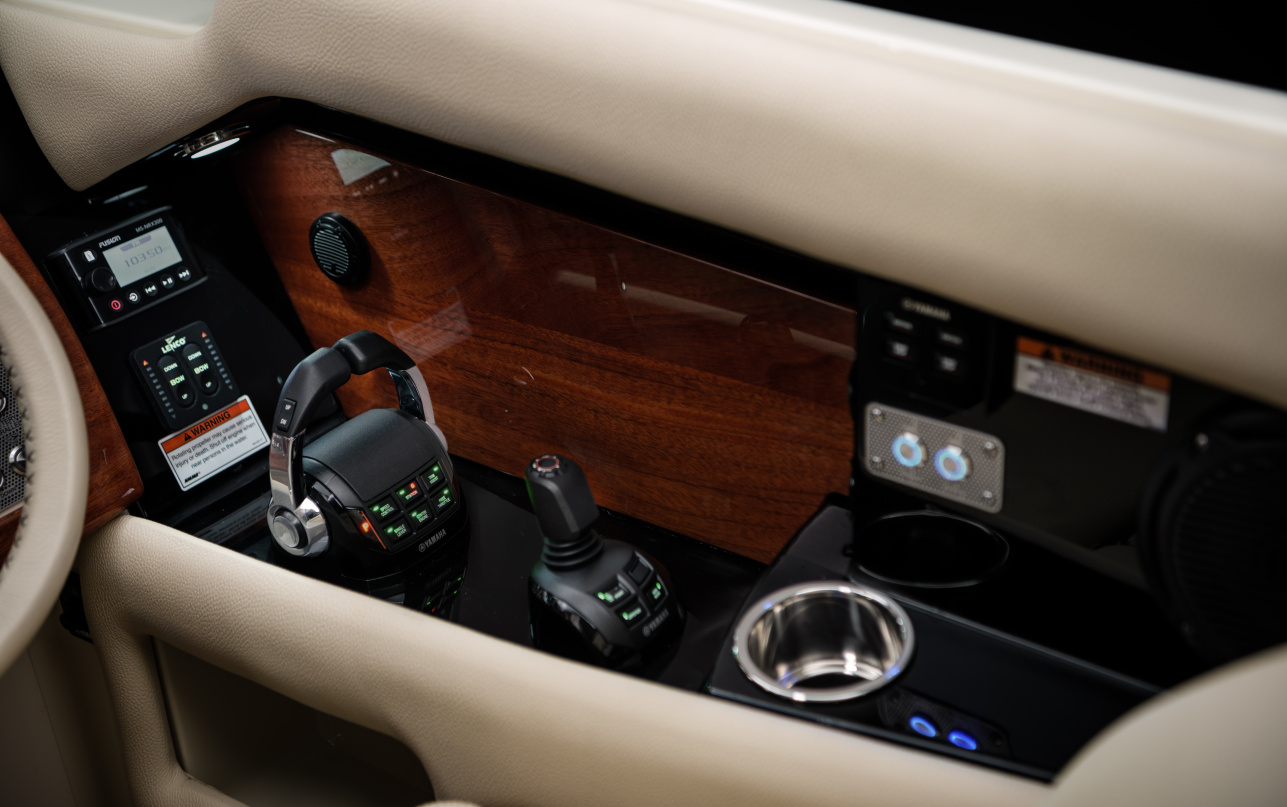 Катер Chris-Craft Launch 35 GT фото 1.13