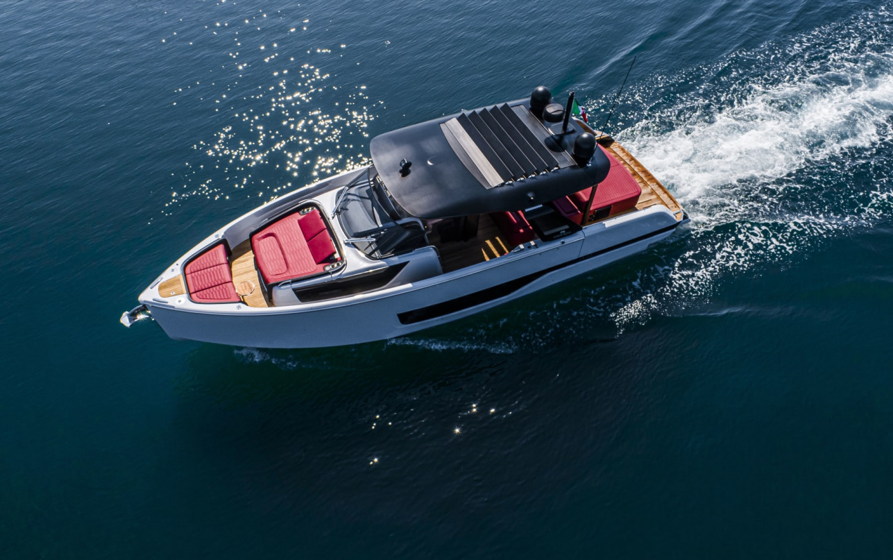 Cranchi A46 LUXURY TENDER фото 1.4