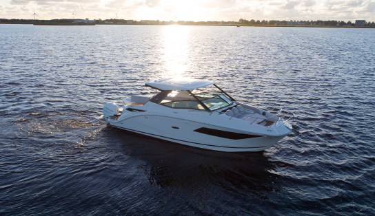 Катер Sea Ray Sundancer 320 Outbord