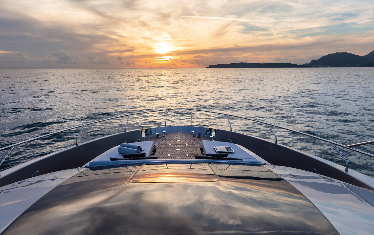Яхта Riva 90' Argo фото 1.1