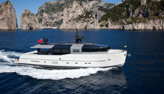 Яхта Arcadia Yachts A85