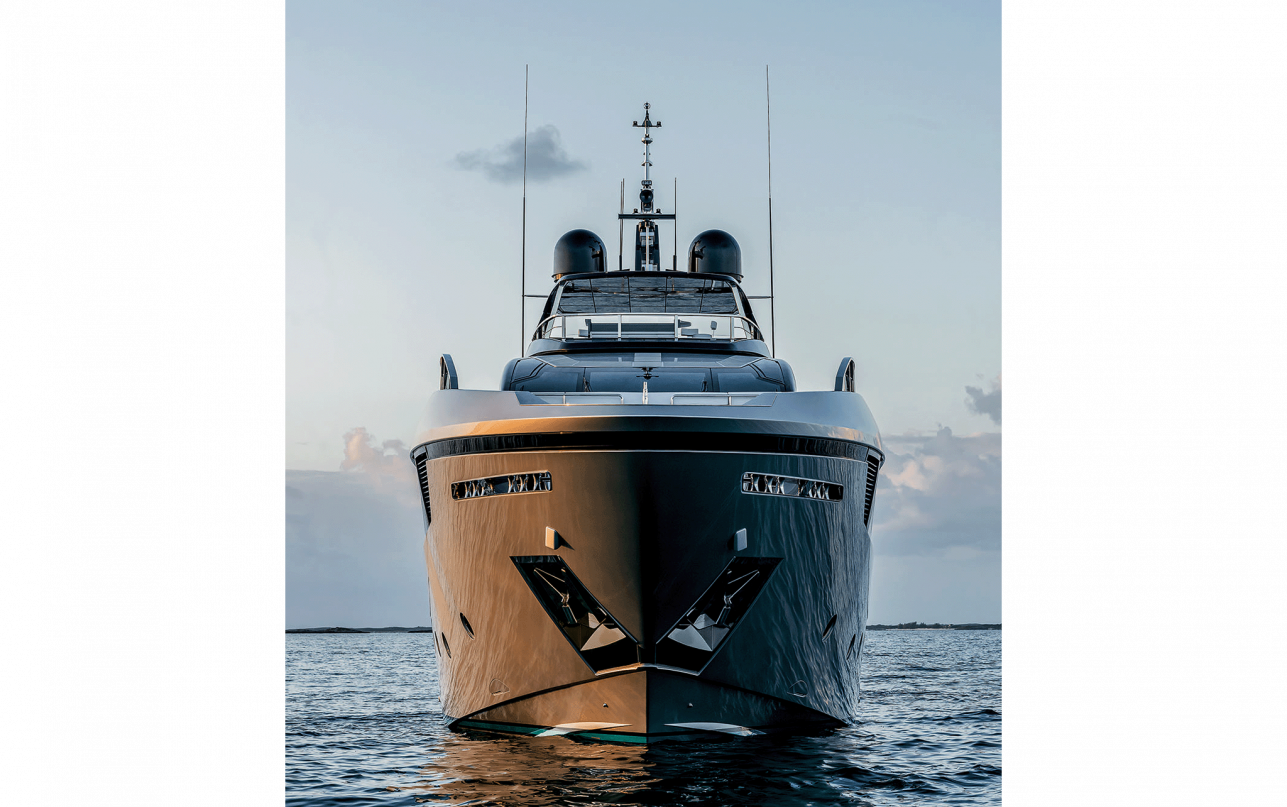 Яхта Riva 130 Bellisima фото 1.3