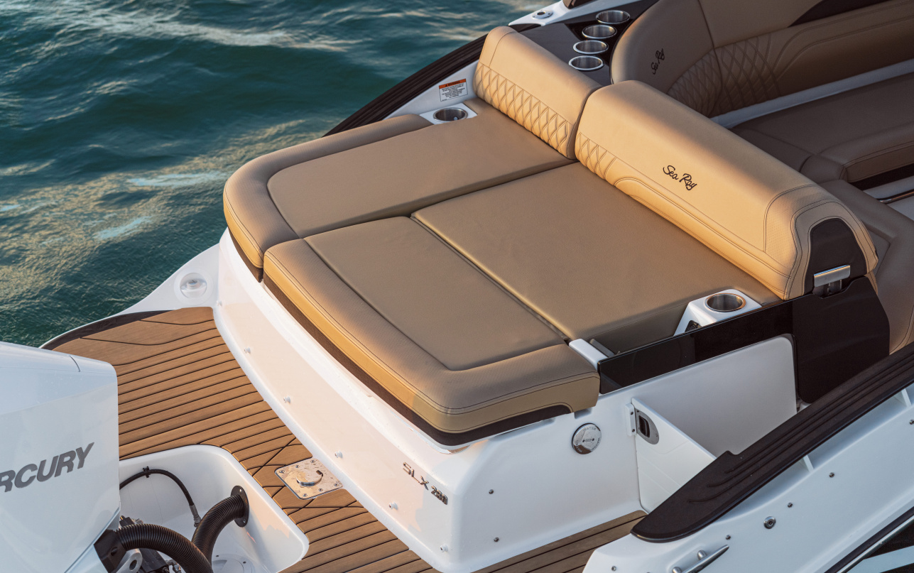 Катер Sea Ray  SLX 260 OB фото 1.5