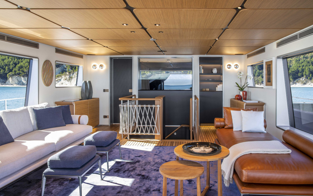 Яхта Custom Line Navetta 30 фото 2.37