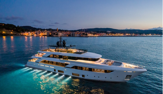 Яхта Custom Line Navetta 42