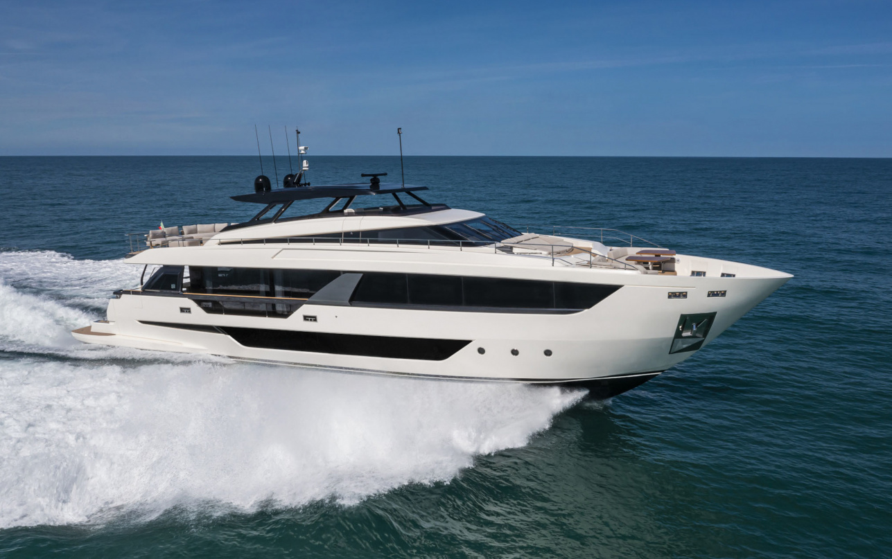 Яхта Ferretti Yachts 1000 фото 1.38
