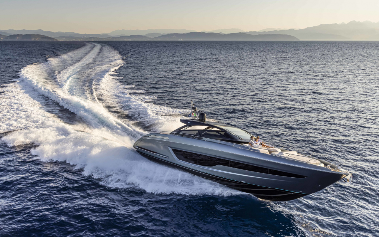 Яхта Riva 68' Diable фото 1.1