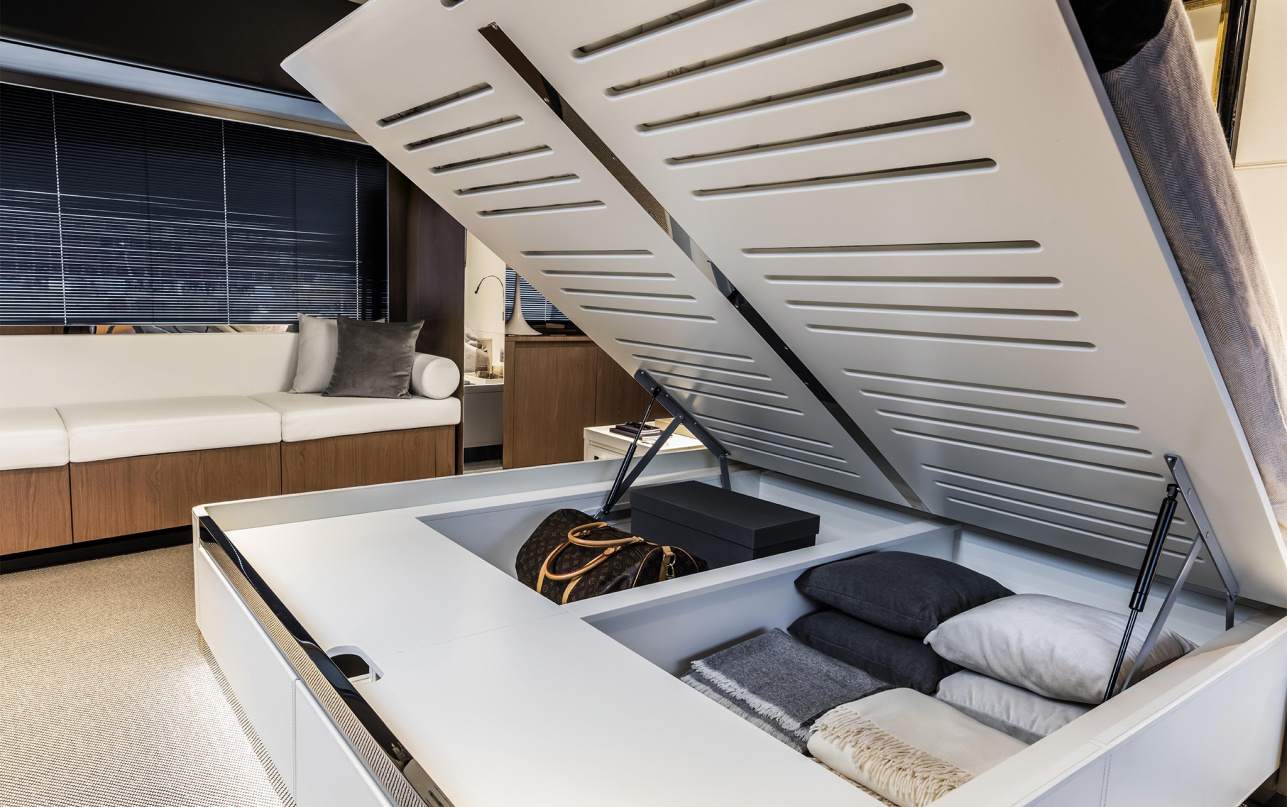 Яхта Riva 90' Argo фото 2.6