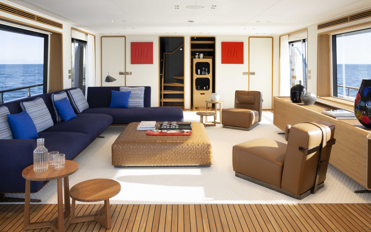 Яхта Custom Line Navetta 30 фото 2.15