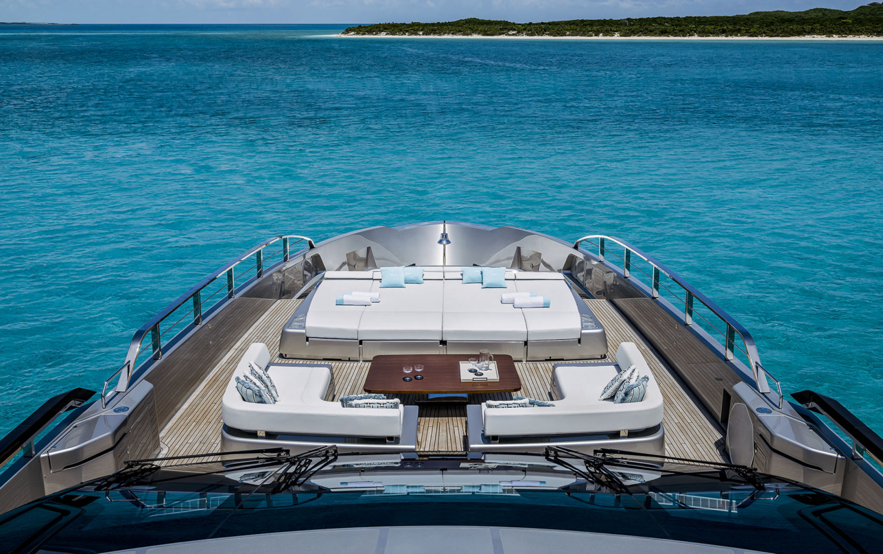 Яхта Riva 130 Bellisima фото 1.10