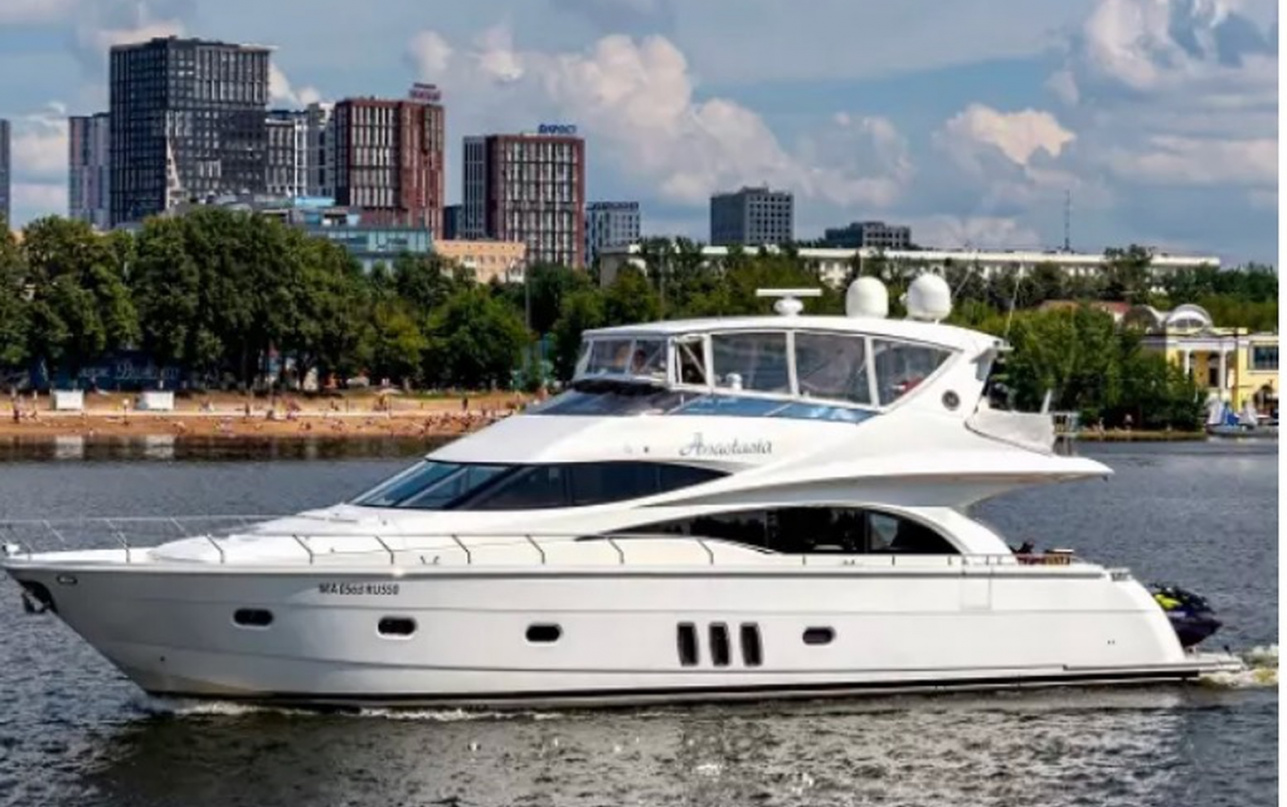 Яхта MARQUIS 690 фото 1.1