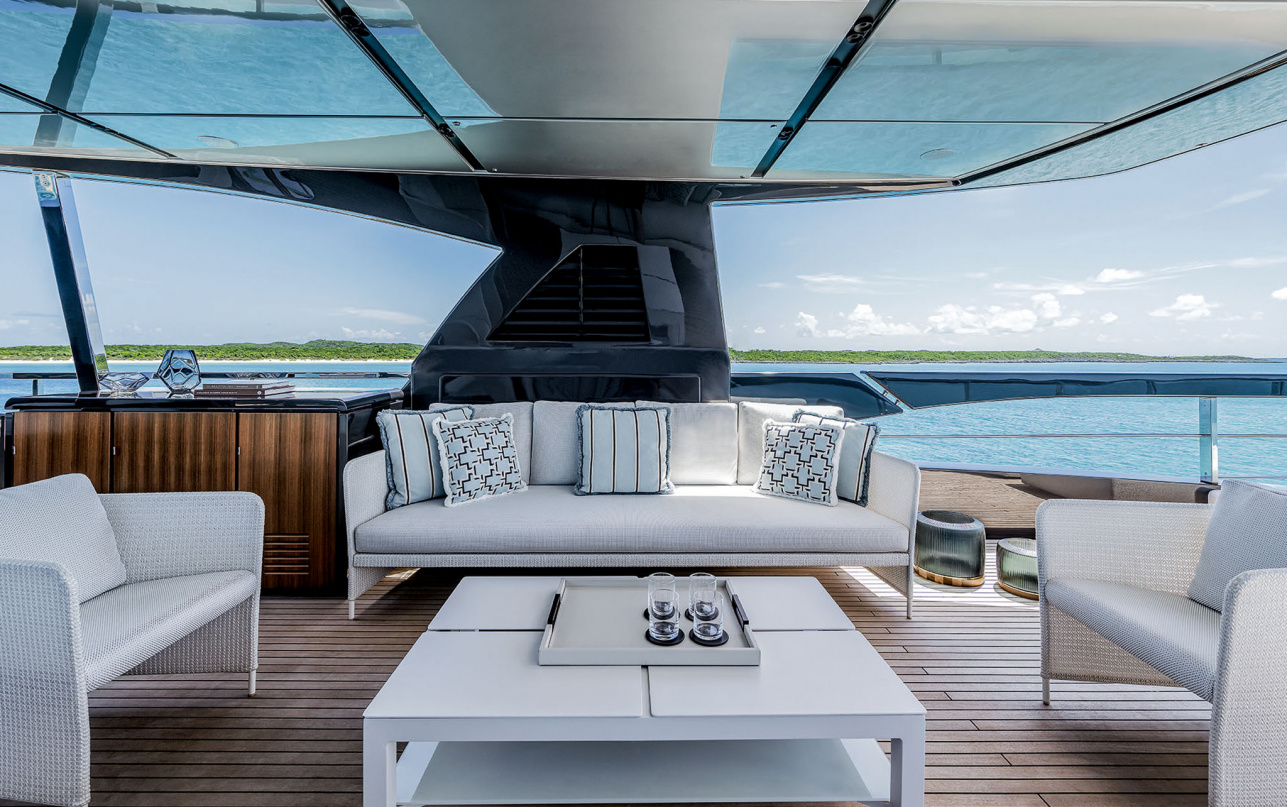 Яхта Riva 130 Bellisima фото 1.1