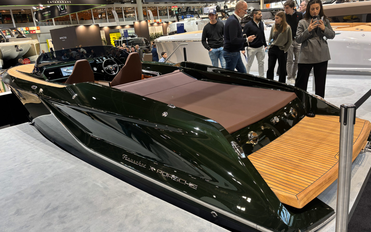 Катер Frauscher x Porsche 850 Fantom фото 1.1